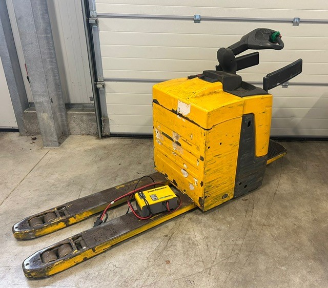Jungheinrich Niederhubwagen ERE 120